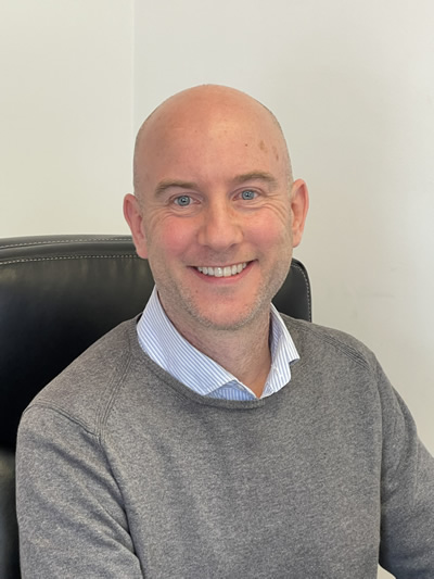 Jamie Higgs, Surveyor